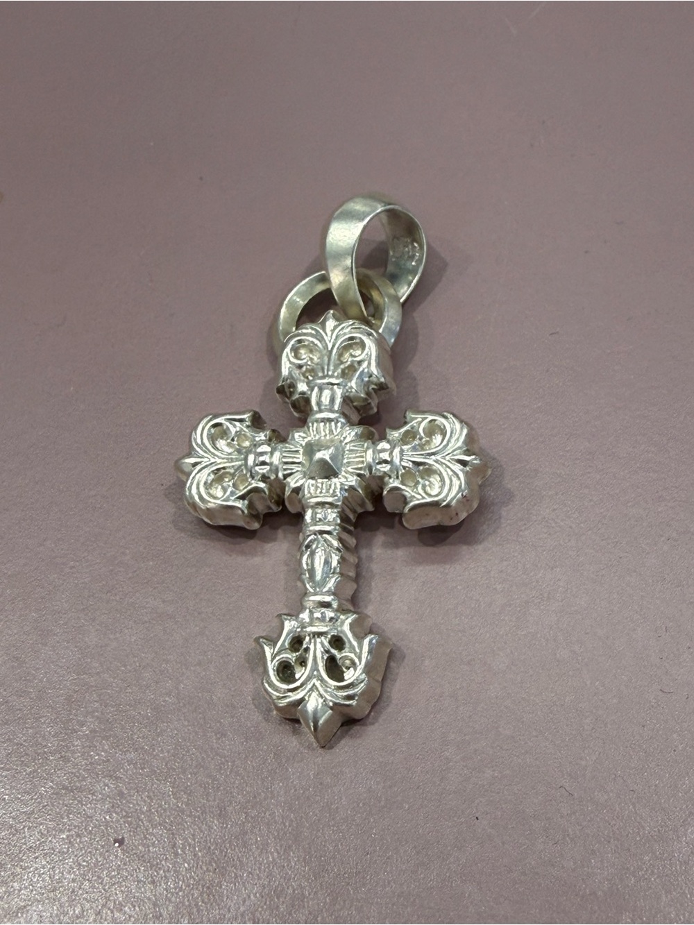 Ornate Silver Cross Pendant - Intricate Fleur Design